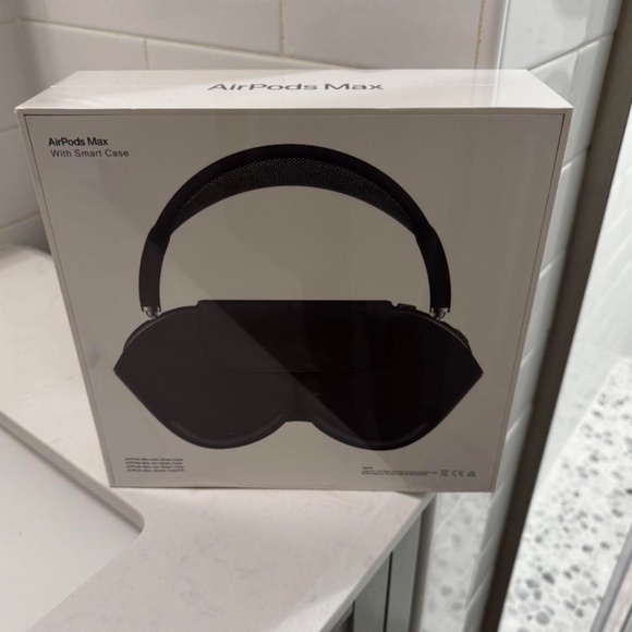 AIRPODS MAX BRAND NEW SPACE GRAY SHIPPING ONLY - Picture 5 of 6